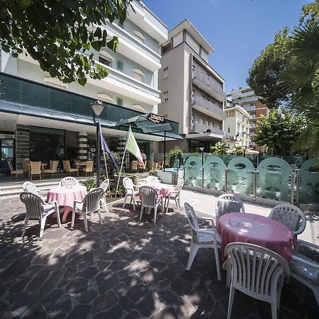 Hotel Levante Rimini Zewnętrze zdjęcie