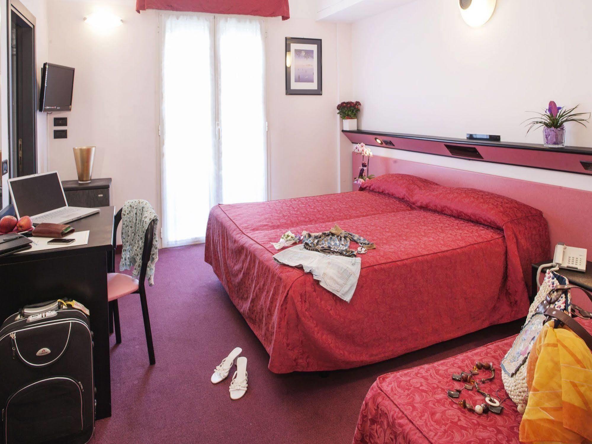 Hotel Levante Rimini Zewnętrze zdjęcie
