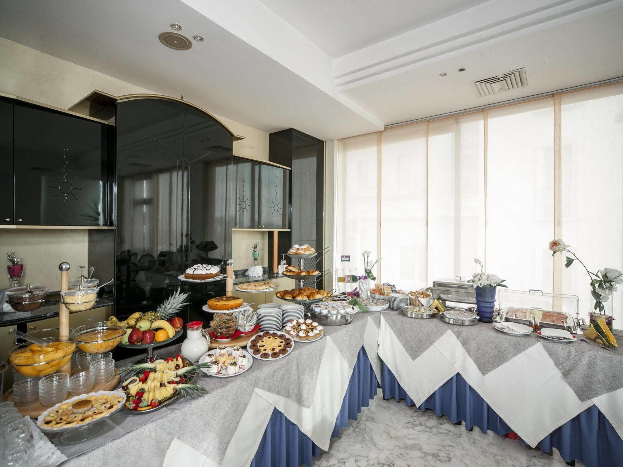 Hotel Levante Rimini Zewnętrze zdjęcie